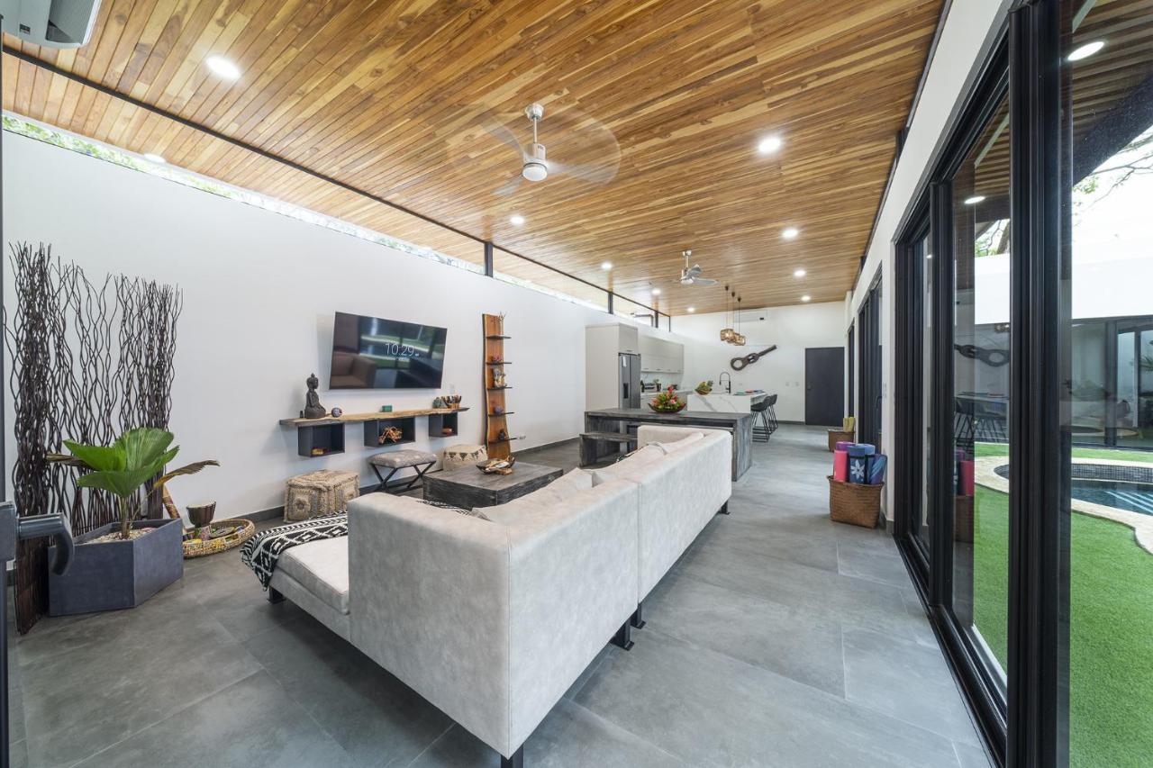 Playa Potrero - New Modern House, Pool In Guitar Shape - Casa Guitarra Βίλα Εξωτερικό φωτογραφία